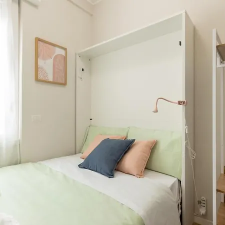 Bdc - Tender 2bdr At Navigli Area Apartmán *