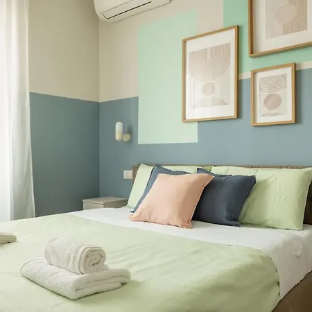 Bdc - Tender 2bdr At Navigli Area Apartmán