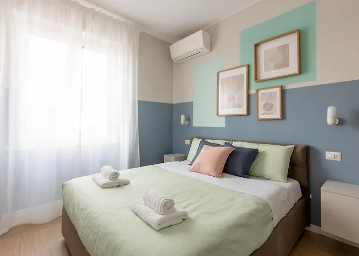 Bdc - Tender 2bdr At Navigli Area * Milan