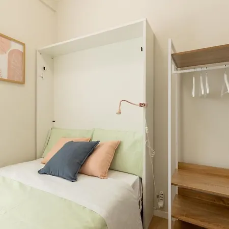 Bdc - Tender 2bdr At Navigli Area * Milánó