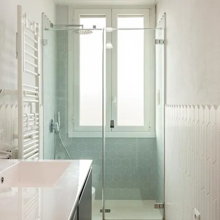 아파트 Bdc - Tender 2bdr At Navigli Area *