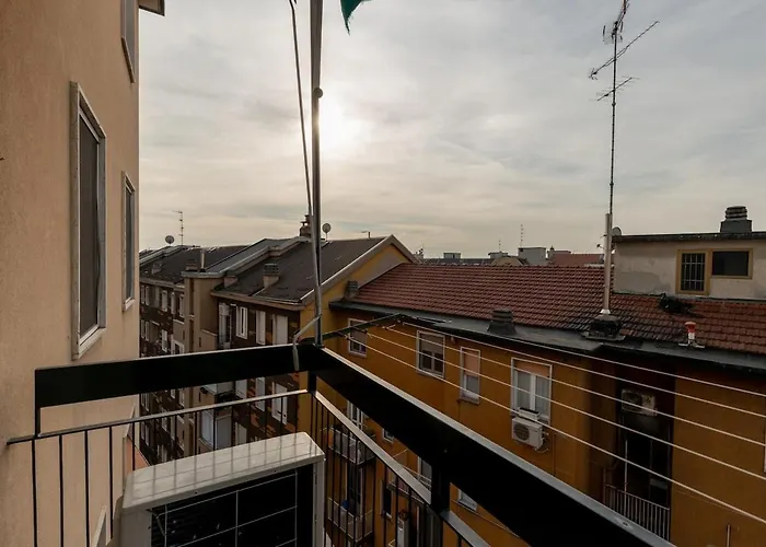 Bdc - Tender 2bdr At Navigli Area Apartman Milánó